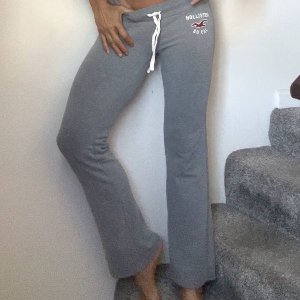 Hollister low rise Y2K flare / bootcut sweatpants